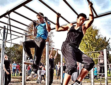 Calisthenics - udendørs træningsstation - Miljøbillede til inspiration